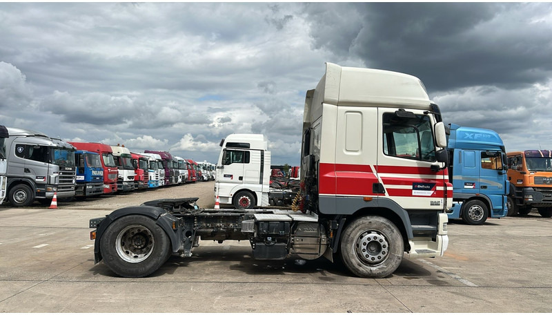 DAF 85 CF 460 (BOITE MANUELLE / MANUAL GEARBOX / GOOD CONDITION / BONNE ETAT) - Tegljač: slika DAF 85 CF 460 (BOITE MANUELLE / MANUAL GEARBOX / GOOD CONDITION / BONNE ETAT) - Tegljač DAF 85 CF 460 (BOITE MANUELLE / MANUAL GEARBOX / GOOD CONDITION / BONNE ETAT) - Tegljač: slika DAF 85 CF 460 (BOITE MANUELLE / MANUAL GEARBOX / GOOD CONDITION / BONNE ETAT) - Tegljač