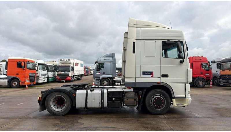 DAF XF 105.410 (BOITE MANUELLE / MANUAL GEARBOX) - Tegljač: slika DAF XF 105.410 (BOITE MANUELLE / MANUAL GEARBOX) - Tegljač DAF XF 105.410 (BOITE MANUELLE / MANUAL GEARBOX) - Tegljač: slika DAF XF 105.410 (BOITE MANUELLE / MANUAL GEARBOX) - Tegljač