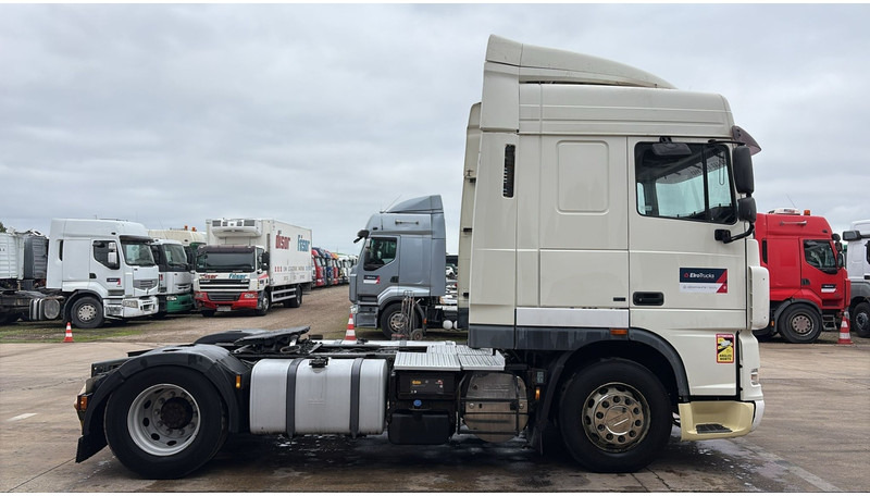 DAF XF 105.460 (BOITE MANUELLE / MANUAL GEARBOX) - Tegljač: slika DAF XF 105.460 (BOITE MANUELLE / MANUAL GEARBOX) - Tegljač DAF XF 105.460 (BOITE MANUELLE / MANUAL GEARBOX) - Tegljač: slika DAF XF 105.460 (BOITE MANUELLE / MANUAL GEARBOX) - Tegljač