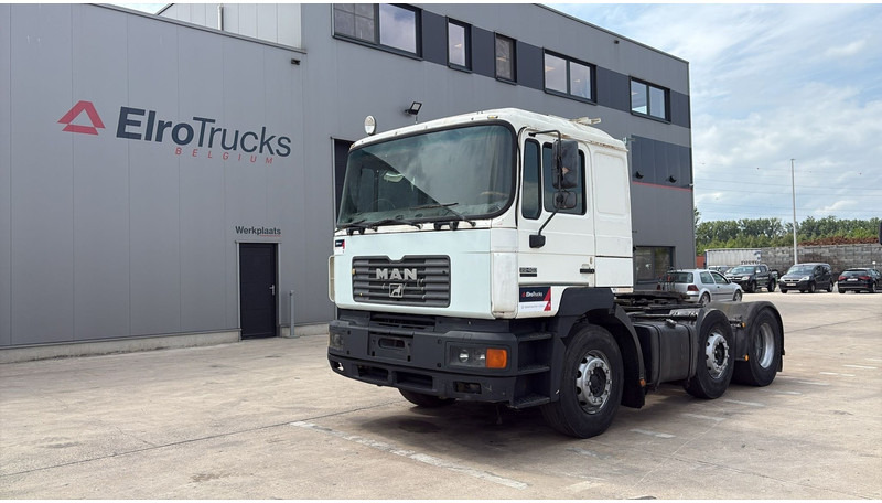 MAN 25.403 (6X2 / 6 CYLINDER / EURO 2 / MANUAL GEARBOX / 8 TYRES) - Tegljač: slika MAN 25.403 (6X2 / 6 CYLINDER / EURO 2 / MANUAL GEARBOX / 8 TYRES) - Tegljač MAN 25.403 (6X2 / 6 CYLINDER / EURO 2 / MANUAL GEARBOX / 8 TYRES) - Tegljač: slika MAN 25.403 (6X2 / 6 CYLINDER / EURO 2 / MANUAL GEARBOX / 8 TYRES) - Tegljač