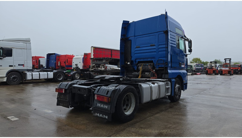 MAN TGA 18.410 (864.000 KM / MANUAL PUMP / MANUAL GEARBOX / RETARDER / POMPE MANUELLE) - Tegljač: slika MAN TGA 18.410 (864.000 KM / MANUAL PUMP / MANUAL GEARBOX / RETARDER / POMPE MANUELLE) - Tegljač MAN TGA 18.410 (864.000 KM / MANUAL PUMP / MANUAL GEARBOX / RETARDER / POMPE MANUELLE) - Tegljač: slika MAN TGA 18.410 (864.000 KM / MANUAL PUMP / MANUAL GEARBOX / RETARDER / POMPE MANUELLE) - Tegljač