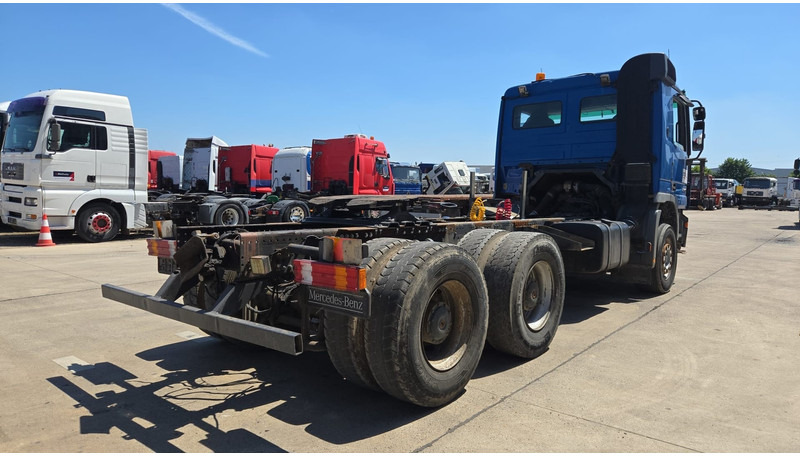 Mercedes-Benz Actros 2641 (LAMES / STEEL SUSP. / EPS / 3 PEDALES / GRAND PONT) - Tegljač: slika Mercedes-Benz Actros 2641 (LAMES / STEEL SUSP. / EPS / 3 PEDALES / GRAND PONT) - Tegljač Mercedes-Benz Actros 2641 (LAMES / STEEL SUSP. / EPS / 3 PEDALES / GRAND PONT) - Tegljač: slika Mercedes-Benz Actros 2641 (LAMES / STEEL SUSP. / EPS / 3 PEDALES / GRAND PONT) - Tegljač