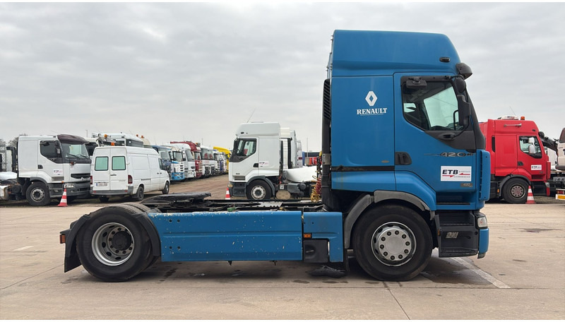 Renault Premium 420 (BOITE MANUELLE / MANUAL GEARBOX) - Tegljač: slika Renault Premium 420 (BOITE MANUELLE / MANUAL GEARBOX) - Tegljač Renault Premium 420 (BOITE MANUELLE / MANUAL GEARBOX) - Tegljač: slika Renault Premium 420 (BOITE MANUELLE / MANUAL GEARBOX) - Tegljač