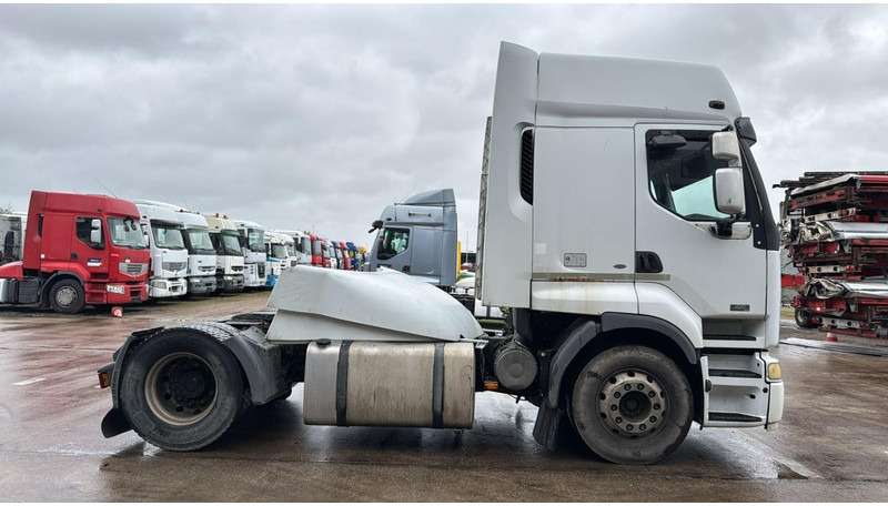 Renault Premium 420 (MANUAL GEARBOX / BOITE MANUELLE) - Tegljač: slika Renault Premium 420 (MANUAL GEARBOX / BOITE MANUELLE) - Tegljač Renault Premium 420 (MANUAL GEARBOX / BOITE MANUELLE) - Tegljač: slika Renault Premium 420 (MANUAL GEARBOX / BOITE MANUELLE) - Tegljač