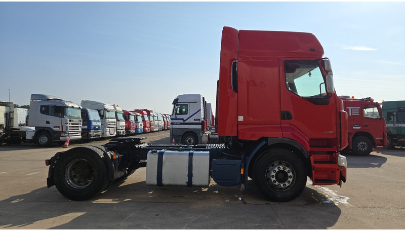 Renault Premium 440 (BOITE MANUELLE / MANUAL GEARBOX) - Tegljač: slika Renault Premium 440 (BOITE MANUELLE / MANUAL GEARBOX) - Tegljač Renault Premium 440 (BOITE MANUELLE / MANUAL GEARBOX) - Tegljač: slika Renault Premium 440 (BOITE MANUELLE / MANUAL GEARBOX) - Tegljač