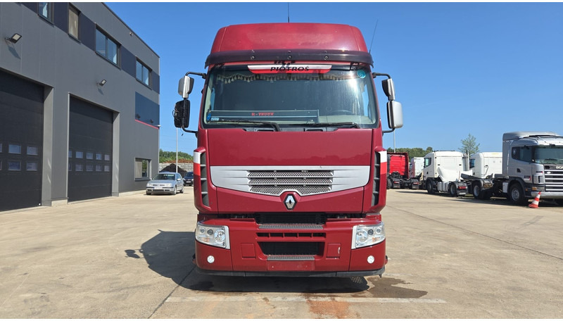Renault Premium 450 (BOITE MANUELLE / MANUAL GEARBOX / AIRCO) - Tegljač: slika Renault Premium 450 (BOITE MANUELLE / MANUAL GEARBOX / AIRCO) - Tegljač Renault Premium 450 (BOITE MANUELLE / MANUAL GEARBOX / AIRCO) - Tegljač: slika Renault Premium 450 (BOITE MANUELLE / MANUAL GEARBOX / AIRCO) - Tegljač