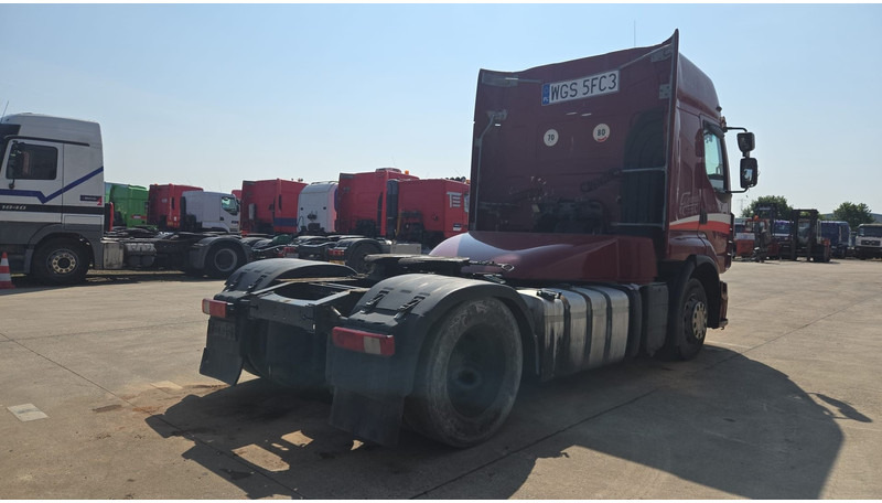 Renault Premium 450 (BOITE MANUELLE / MANUAL GEARBOX / AIRCO) - Tegljač: slika Renault Premium 450 (BOITE MANUELLE / MANUAL GEARBOX / AIRCO) - Tegljač Renault Premium 450 (BOITE MANUELLE / MANUAL GEARBOX / AIRCO) - Tegljač: slika Renault Premium 450 (BOITE MANUELLE / MANUAL GEARBOX / AIRCO) - Tegljač