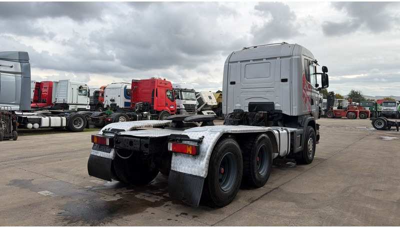 Scania R164-480 (RETARDER / BOITE MANUELLE / MANUAL GEARBOX / STEEL SUSP. / LAMES / V8) - Tegljač: slika Scania R164-480 (RETARDER / BOITE MANUELLE / MANUAL GEARBOX / STEEL SUSP. / LAMES / V8) - Tegljač Scania R164-480 (RETARDER / BOITE MANUELLE / MANUAL GEARBOX / STEEL SUSP. / LAMES / V8) - Tegljač: slika Scania R164-480 (RETARDER / BOITE MANUELLE / MANUAL GEARBOX / STEEL SUSP. / LAMES / V8) - Tegljač