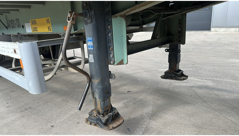Poluprikolica s ceradom Van Hool 3B2011 (BELGIAN TRAILER / JOST AXLES / DISC BRAKES): slika Poluprikolica s ceradom Van Hool 3B2011 (BELGIAN TRAILER / JOST AXLES / DISC BRAKES)