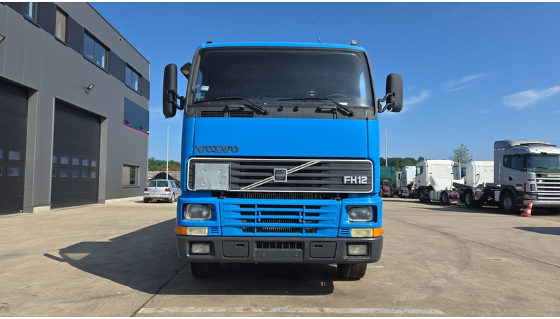 Volvo FH 12.380 (20.100 LITERS / PARFAIT ETAT / TOP CONDITION !!! / 6X2 / BOITE MANUELLE) - Kamion cisterna: slika Volvo FH 12.380 (20.100 LITERS / PARFAIT ETAT / TOP CONDITION !!! / 6X2 / BOITE MANUELLE) - Kamion cisterna Volvo FH 12.380 (20.100 LITERS / PARFAIT ETAT / TOP CONDITION !!! / 6X2 / BOITE MANUELLE) - Kamion cisterna: slika Volvo FH 12.380 (20.100 LITERS / PARFAIT ETAT / TOP CONDITION !!! / 6X2 / BOITE MANUELLE) - Kamion cisterna