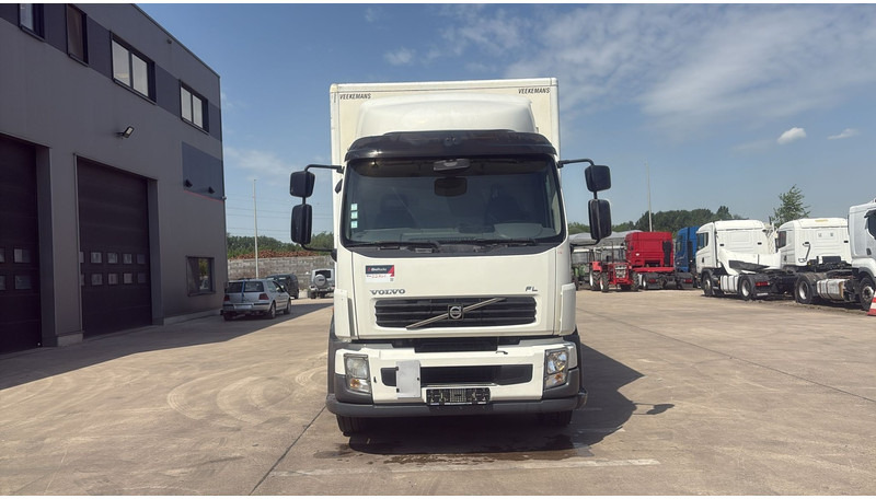 Volvo FL 260 (LIFT 2000 KG / PERFECT BELGIAN TRUCK / 18 TON / EURO 5) - Kamion sandučar: slika Volvo FL 260 (LIFT 2000 KG / PERFECT BELGIAN TRUCK / 18 TON / EURO 5) - Kamion sandučar Volvo FL 260 (LIFT 2000 KG / PERFECT BELGIAN TRUCK / 18 TON / EURO 5) - Kamion sandučar: slika Volvo FL 260 (LIFT 2000 KG / PERFECT BELGIAN TRUCK / 18 TON / EURO 5) - Kamion sandučar