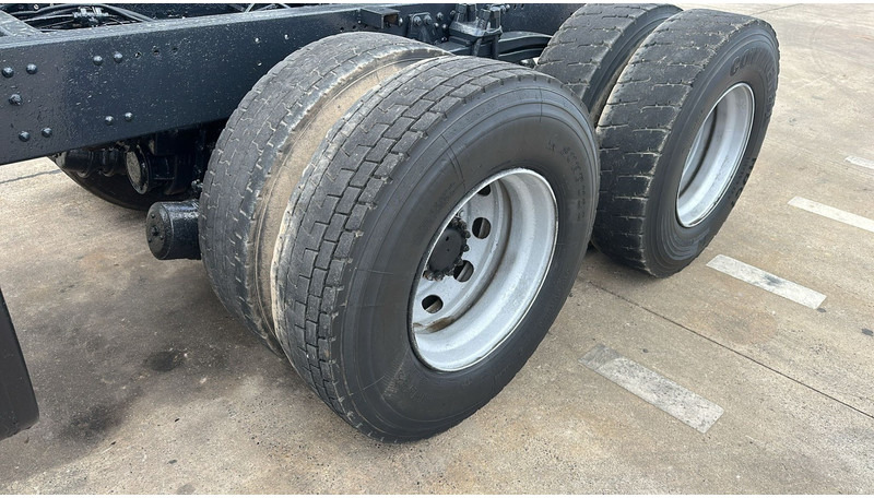 Zakup Volvo FL 7 - 260 (6X4 / LAMES / POMPE MANUELLE / MANUAL PUMP / STEEL SUSP.) Volvo FL 7 - 260 (6X4 / LAMES / POMPE MANUELLE / MANUAL PUMP / STEEL SUSP.): slika Zakup Volvo FL 7 - 260 (6X4 / LAMES / POMPE MANUELLE / MANUAL PUMP / STEEL SUSP.) Volvo FL 7 - 260 (6X4 / LAMES / POMPE MANUELLE / MANUAL PUMP / STEEL SUSP.)