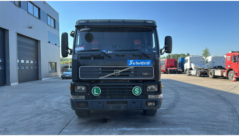 Volvo FM 12 - 380 (FULL STEEL SUSP. / SUSP. LAMES / CHASSIS LONGUE / 10 TYRES / TRES BONNE ETAT) - Kamion-šasija: slika Volvo FM 12 - 380 (FULL STEEL SUSP. / SUSP. LAMES / CHASSIS LONGUE / 10 TYRES / TRES BONNE ETAT) - Kamion-šasija Volvo FM 12 - 380 (FULL STEEL SUSP. / SUSP. LAMES / CHASSIS LONGUE / 10 TYRES / TRES BONNE ETAT) - Kamion-šasija: slika Volvo FM 12 - 380 (FULL STEEL SUSP. / SUSP. LAMES / CHASSIS LONGUE / 10 TYRES / TRES BONNE ETAT) - Kamion-šasija
