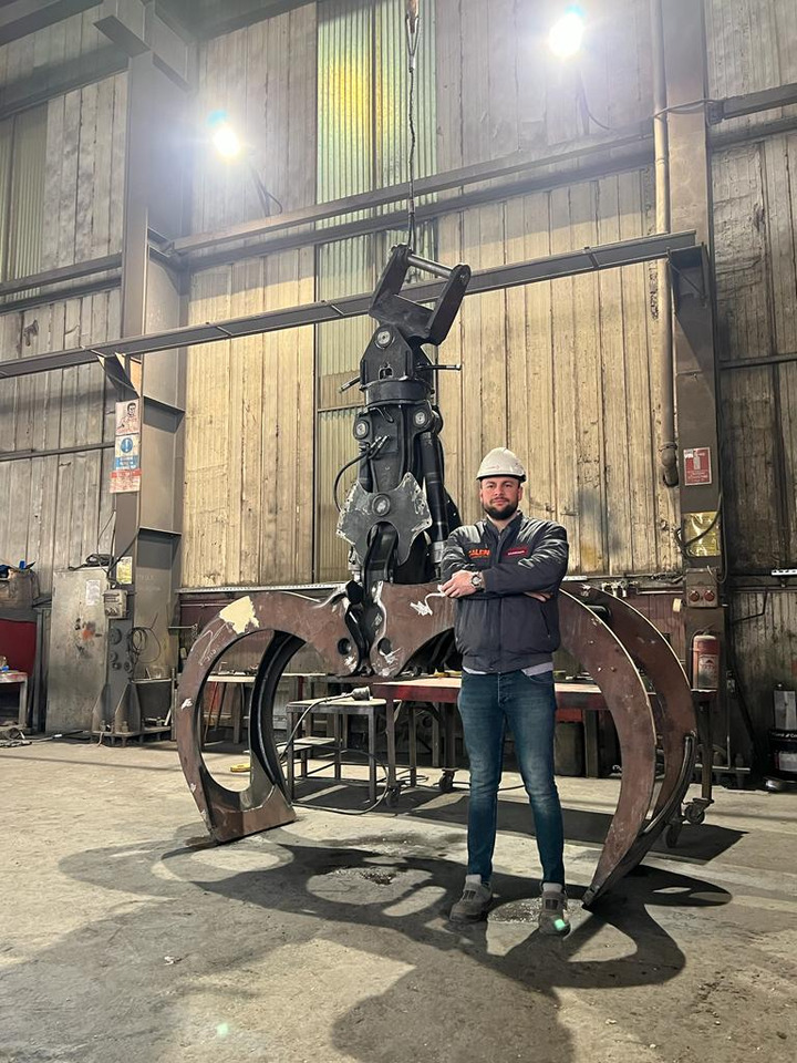 Grajfer za Šumarska oprema 20tons Excavator Log Grapple: slika Grajfer za Šumarska oprema 20tons Excavator Log Grapple Grajfer za Šumarska oprema 20tons Excavator Log Grapple: slika Grajfer za Šumarska oprema 20tons Excavator Log Grapple