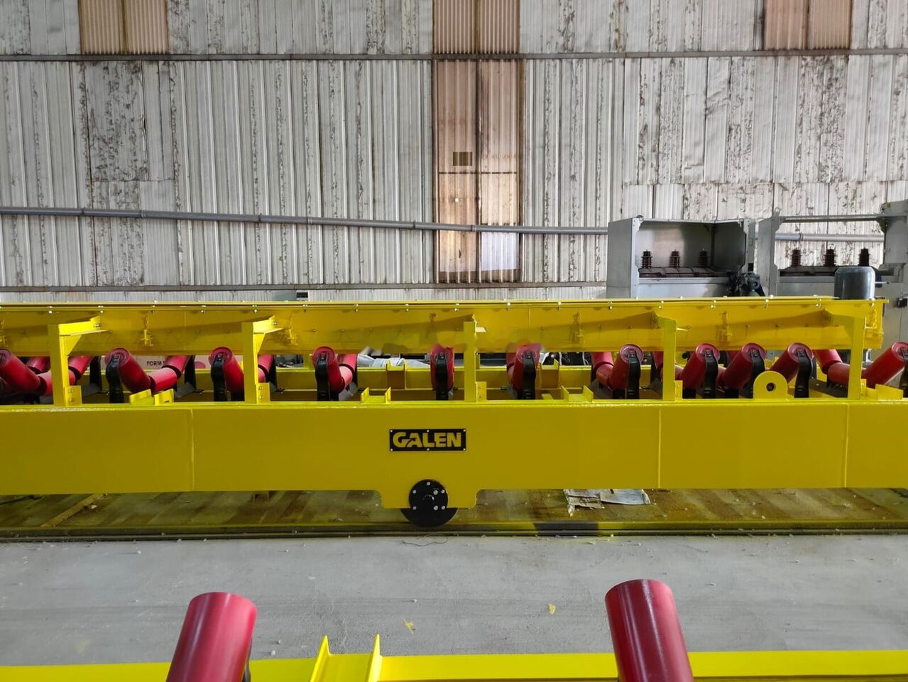 Galen Ground Crane and Conveyor - Transporter: slika Galen Ground Crane and Conveyor - Transporter Galen Ground Crane and Conveyor - Transporter: slika Galen Ground Crane and Conveyor - Transporter