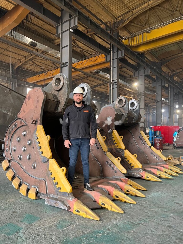 Komatsu PC1250 Extreme Heavy Duty Bucket - Korpa za bager: slika Komatsu PC1250 Extreme Heavy Duty Bucket - Korpa za bager Komatsu PC1250 Extreme Heavy Duty Bucket - Korpa za bager: slika Komatsu PC1250 Extreme Heavy Duty Bucket - Korpa za bager