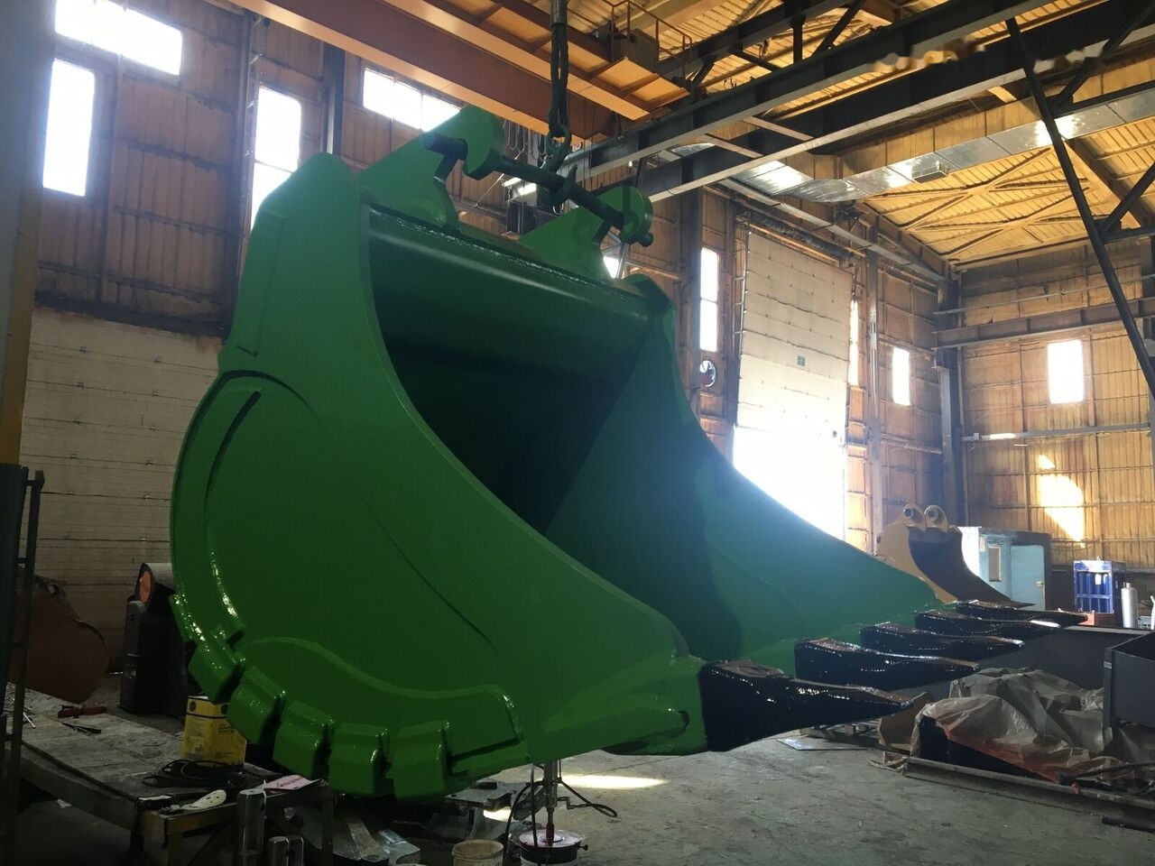 Novi Korpa za bager Komatsu PC350 Rock Bucket: slika Novi Korpa za bager Komatsu PC350 Rock Bucket Novi Korpa za bager Komatsu PC350 Rock Bucket: slika Novi Korpa za bager Komatsu PC350 Rock Bucket