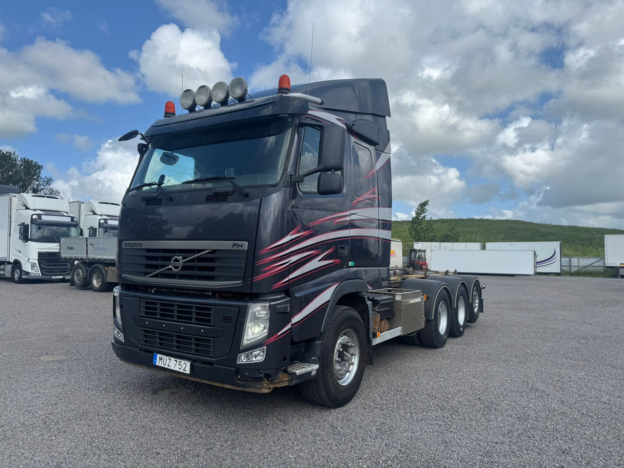 Volvo FH540 - Kamion s kukastom dizalicom: slika Volvo FH540 - Kamion s kukastom dizalicom Volvo FH540 - Kamion s kukastom dizalicom: slika Volvo FH540 - Kamion s kukastom dizalicom