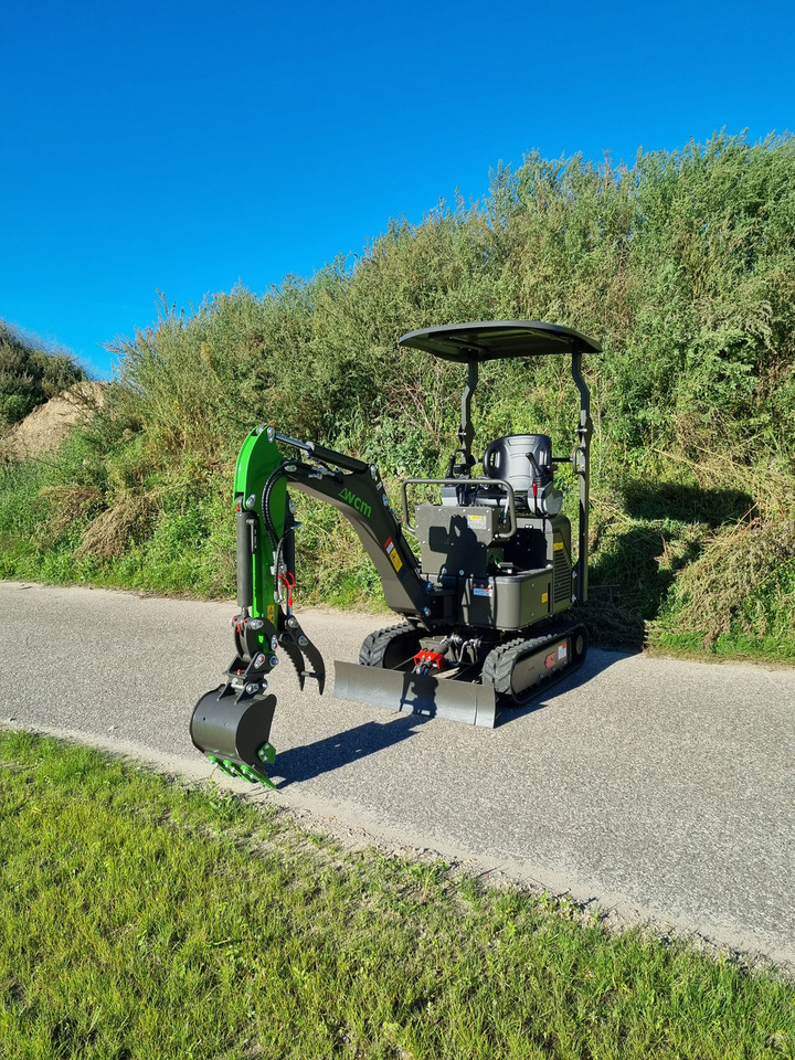 WCM CTX 8010S Pro Diesel - Mini bager: slika WCM CTX 8010S Pro Diesel - Mini bager WCM CTX 8010S Pro Diesel - Mini bager: slika WCM CTX 8010S Pro Diesel - Mini bager