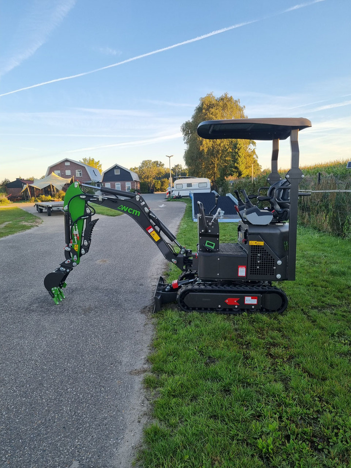 WCM CTX 8010S Servo Diesel - Mini bager: slika WCM CTX 8010S Servo Diesel - Mini bager WCM CTX 8010S Servo Diesel - Mini bager: slika WCM CTX 8010S Servo Diesel - Mini bager