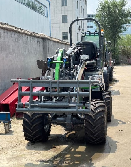 WCM -L1812 - Utovarivač na kotačima: slika WCM -L1812 - Utovarivač na kotačima WCM -L1812 - Utovarivač na kotačima: slika WCM -L1812 - Utovarivač na kotačima