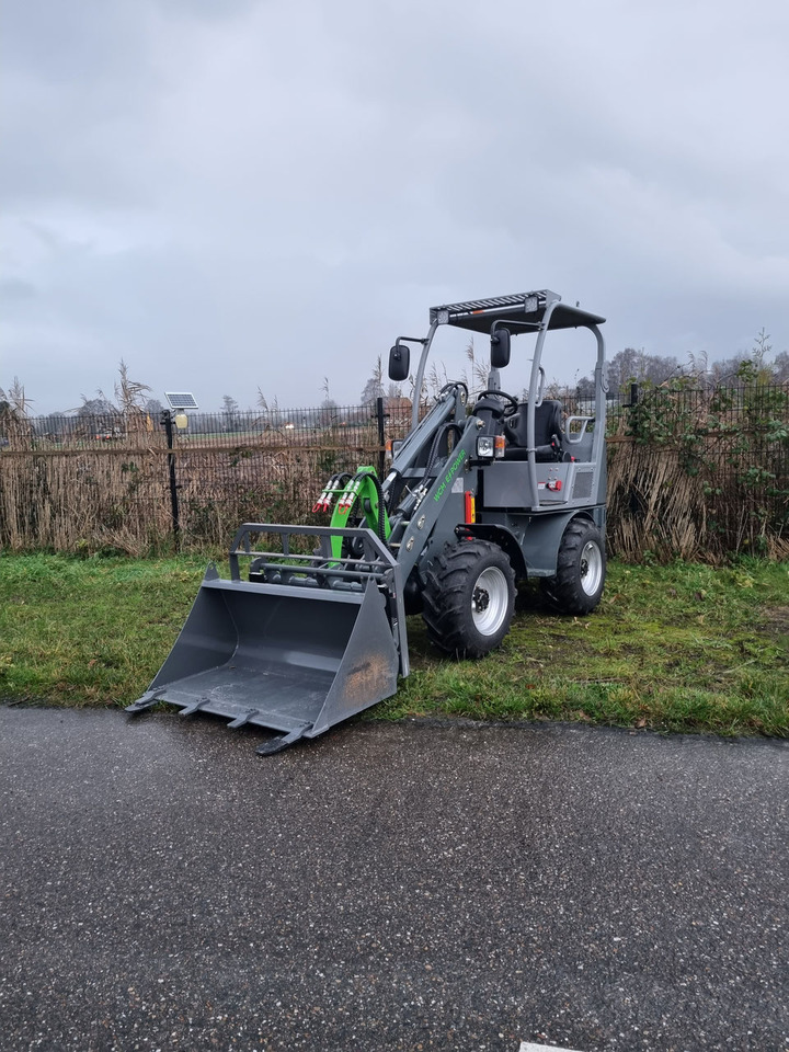 WCM-L2110e - Utovarivač na kotačima: slika WCM-L2110e - Utovarivač na kotačima WCM-L2110e - Utovarivač na kotačima: slika WCM-L2110e - Utovarivač na kotačima
