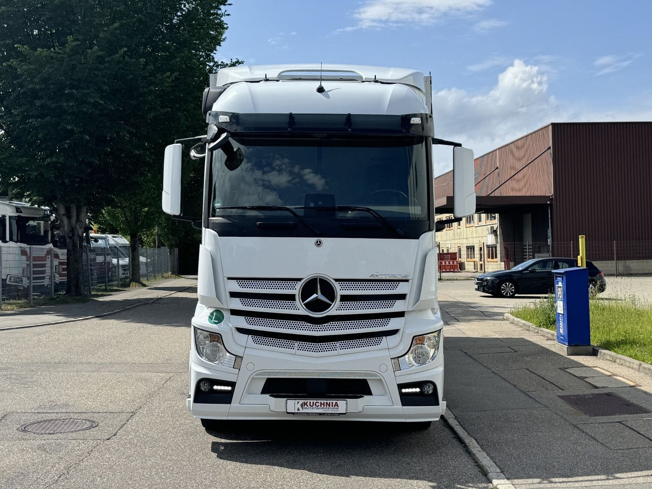 Mercedes-Benz Actros 2533L Tiefkühl 5-Fleisch-Rohrbahnen TKing - Kamion hladnjača: slika Mercedes-Benz Actros 2533L Tiefkühl 5-Fleisch-Rohrbahnen TKing - Kamion hladnjača Mercedes-Benz Actros 2533L Tiefkühl 5-Fleisch-Rohrbahnen TKing - Kamion hladnjača: slika Mercedes-Benz Actros 2533L Tiefkühl 5-Fleisch-Rohrbahnen TKing - Kamion hladnjača