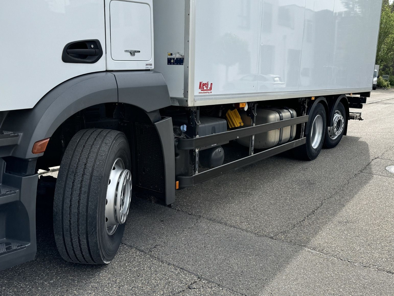 Mercedes-Benz Antos 2533L Kühlkoffer TK T-800R Lenkachse TOP - Kamion hladnjača: slika Mercedes-Benz Antos 2533L Kühlkoffer TK T-800R Lenkachse TOP - Kamion hladnjača Mercedes-Benz Antos 2533L Kühlkoffer TK T-800R Lenkachse TOP - Kamion hladnjača: slika Mercedes-Benz Antos 2533L Kühlkoffer TK T-800R Lenkachse TOP - Kamion hladnjača