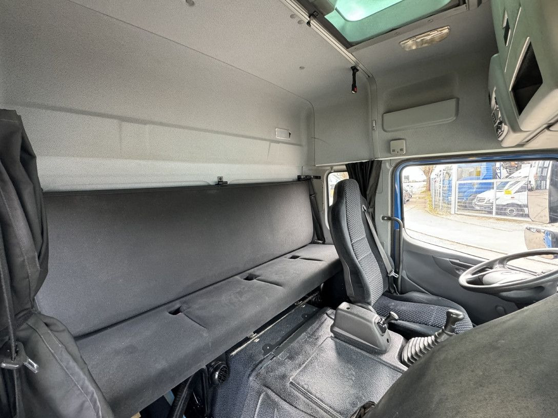 Mercedes-Benz Atego 1529 LL BDF 6-Sitze Umzug u-LBW Gr-Haus - Transporter kontejnera/ Kamion s izmjenjivim sanducima: slika Mercedes-Benz Atego 1529 LL BDF 6-Sitze Umzug u-LBW Gr-Haus - Transporter kontejnera/ Kamion s izmjenjivim sanducima Mercedes-Benz Atego 1529 LL BDF 6-Sitze Umzug u-LBW Gr-Haus - Transporter kontejnera/ Kamion s izmjenjivim sanducima: slika Mercedes-Benz Atego 1529 LL BDF 6-Sitze Umzug u-LBW Gr-Haus - Transporter kontejnera/ Kamion s izmjenjivim sanducima