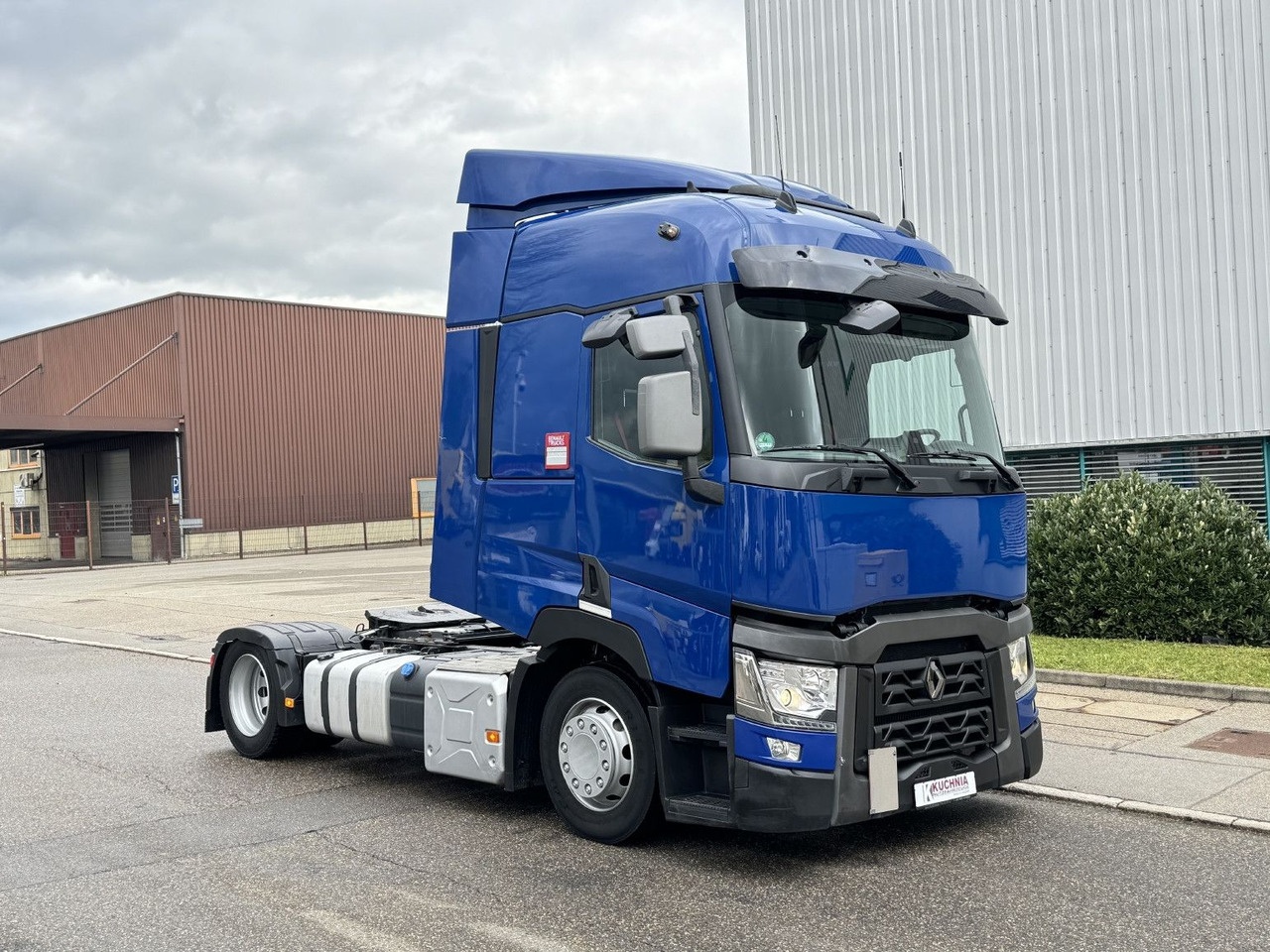 Renault T460 S-Cab X-Low 2-Tanks Hubsattel Standklima - Tegljač: slika Renault T460 S-Cab X-Low 2-Tanks Hubsattel Standklima - Tegljač Renault T460 S-Cab X-Low 2-Tanks Hubsattel Standklima - Tegljač: slika Renault T460 S-Cab X-Low 2-Tanks Hubsattel Standklima - Tegljač