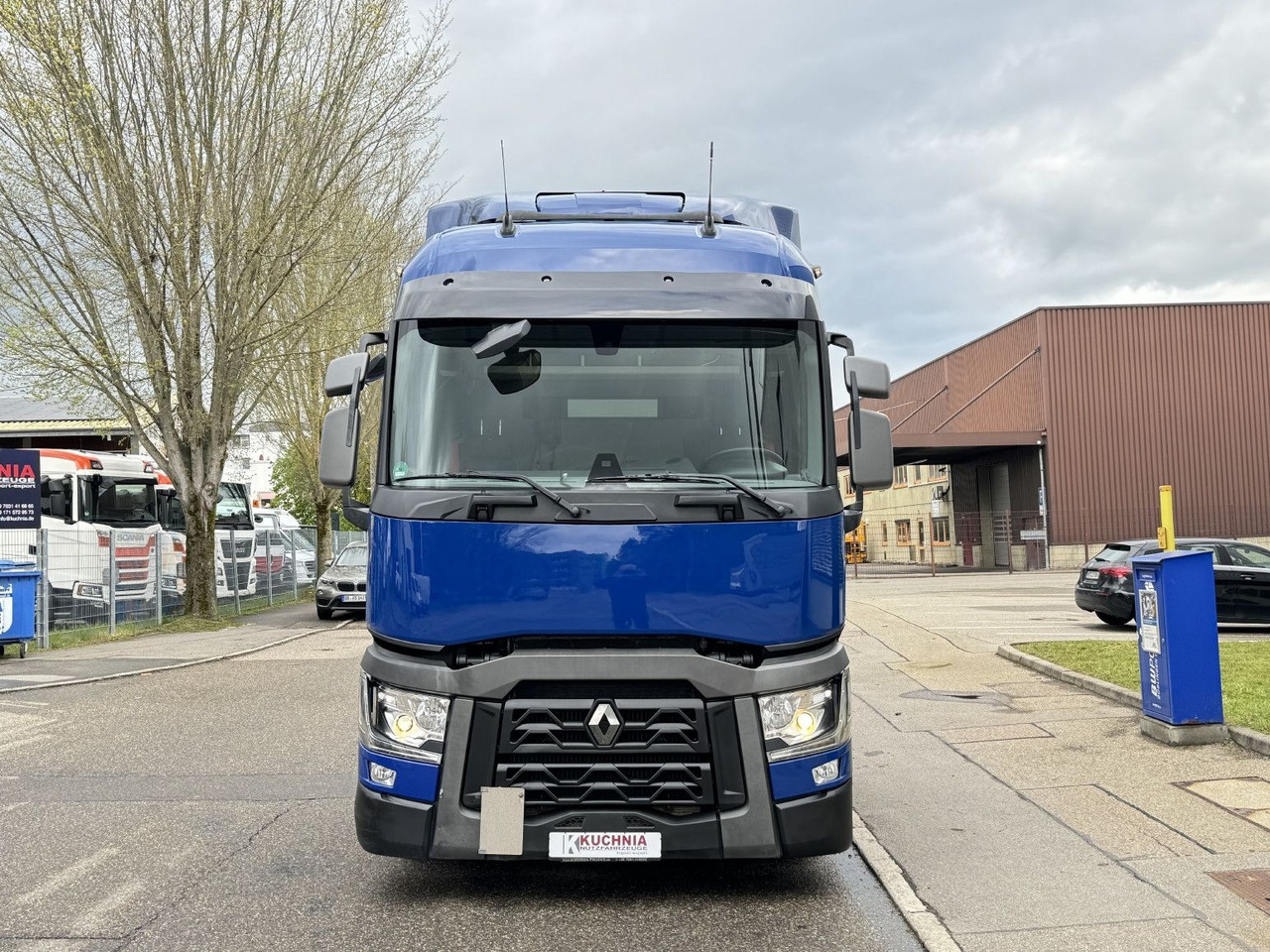 Renault T460 S-Cab X-Low 2-Tanks Hubsattel Standklima - Tegljač: slika Renault T460 S-Cab X-Low 2-Tanks Hubsattel Standklima - Tegljač Renault T460 S-Cab X-Low 2-Tanks Hubsattel Standklima - Tegljač: slika Renault T460 S-Cab X-Low 2-Tanks Hubsattel Standklima - Tegljač