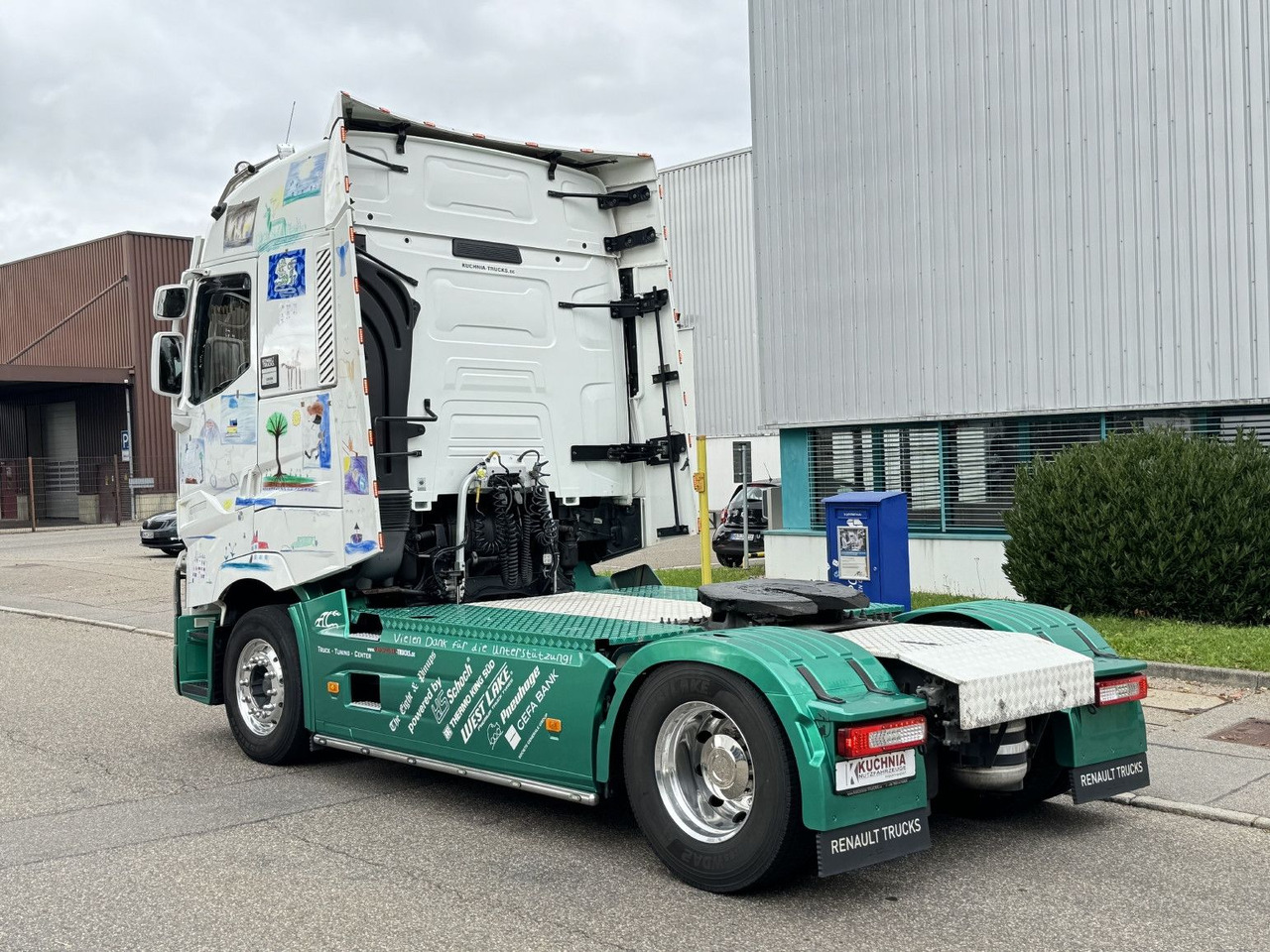 Renault T520 HIGHCAB Comfort 2-Tanks Retarder Airbrush - Tegljač: slika  Renault T520 HIGHCAB Comfort 2-Tanks Retarder Airbrush - Tegljač Renault T520 HIGHCAB Comfort 2-Tanks Retarder Airbrush - Tegljač: slika  Renault T520 HIGHCAB Comfort 2-Tanks Retarder Airbrush - Tegljač