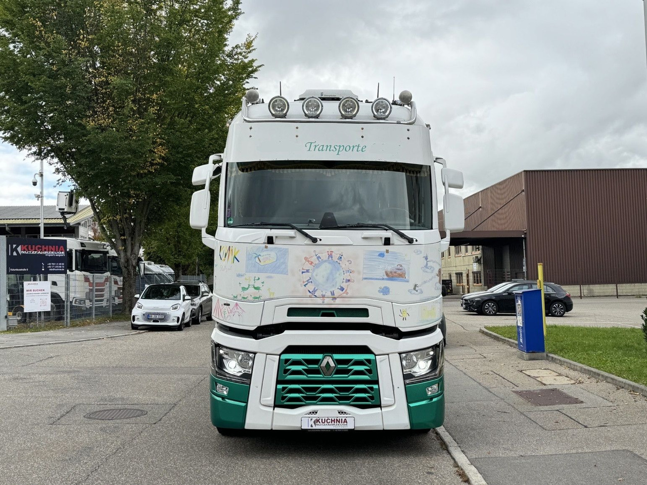 Renault T520 HIGHCAB Comfort 2-Tanks Retarder Airbrush - Tegljač: slika  Renault T520 HIGHCAB Comfort 2-Tanks Retarder Airbrush - Tegljač Renault T520 HIGHCAB Comfort 2-Tanks Retarder Airbrush - Tegljač: slika  Renault T520 HIGHCAB Comfort 2-Tanks Retarder Airbrush - Tegljač