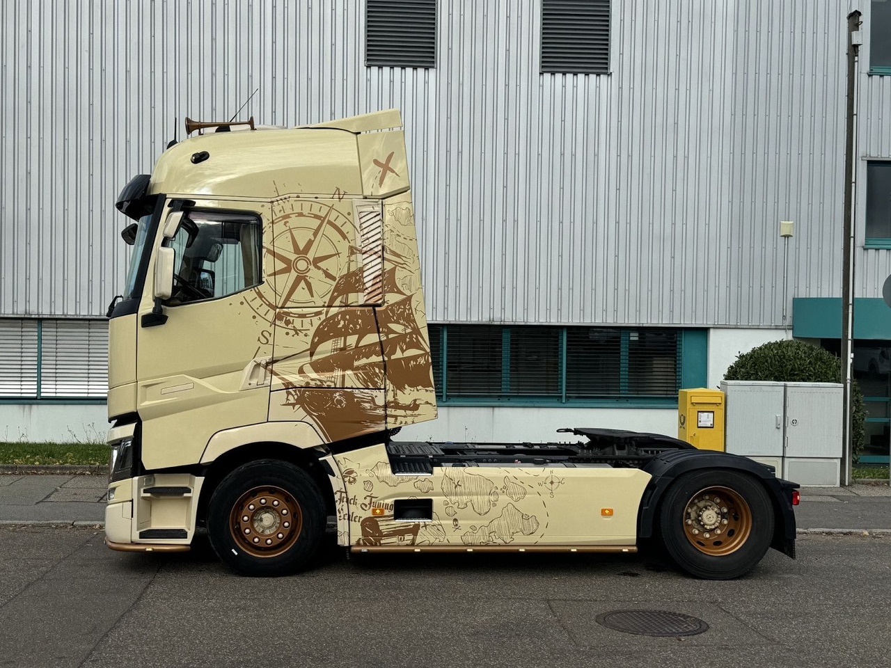 Renault T520 HIGHCAB TTC-Umbau 2-Tanks Retarder Standkli - Tegljač: slika Renault T520 HIGHCAB TTC-Umbau 2-Tanks Retarder Standkli - Tegljač Renault T520 HIGHCAB TTC-Umbau 2-Tanks Retarder Standkli - Tegljač: slika Renault T520 HIGHCAB TTC-Umbau 2-Tanks Retarder Standkli - Tegljač