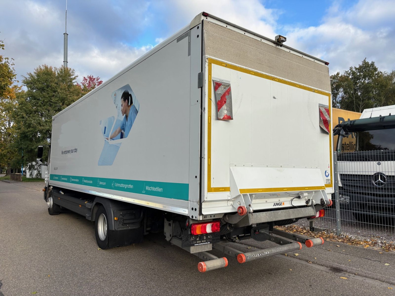 Mercedes-Benz Atego III 1227L, Euro-6, 2xAHK, Klima, Abbiegeas - Kamion sandučar: slika  Mercedes-Benz Atego III 1227L, Euro-6, 2xAHK, Klima, Abbiegeas - Kamion sandučar Mercedes-Benz Atego III 1227L, Euro-6, 2xAHK, Klima, Abbiegeas - Kamion sandučar: slika  Mercedes-Benz Atego III 1227L, Euro-6, 2xAHK, Klima, Abbiegeas - Kamion sandučar