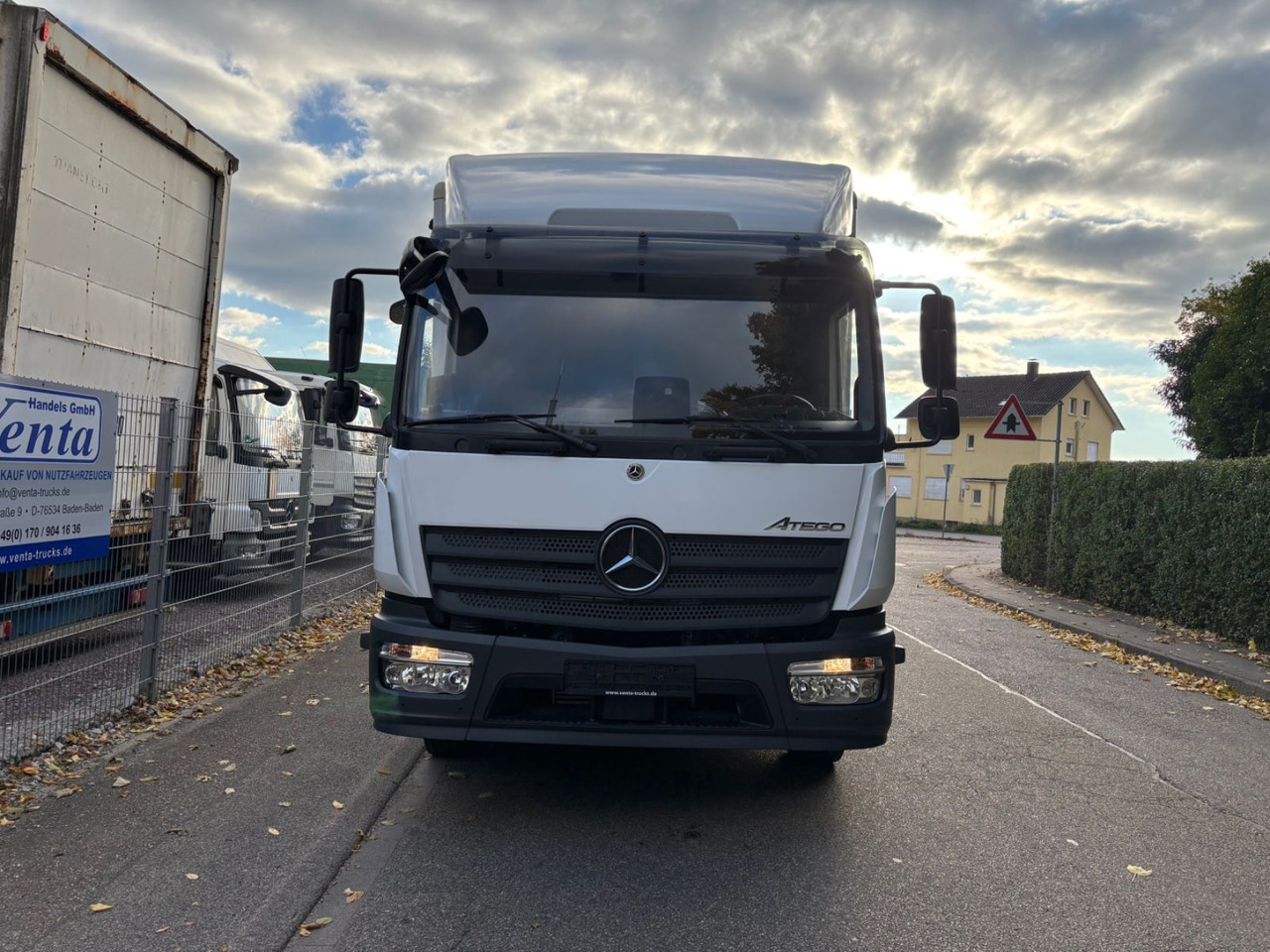 Mercedes-Benz Atego III 1227L, Euro-6, 2xAHK, Klima, Abbiegeas - Kamion sandučar: slika  Mercedes-Benz Atego III 1227L, Euro-6, 2xAHK, Klima, Abbiegeas - Kamion sandučar Mercedes-Benz Atego III 1227L, Euro-6, 2xAHK, Klima, Abbiegeas - Kamion sandučar: slika  Mercedes-Benz Atego III 1227L, Euro-6, 2xAHK, Klima, Abbiegeas - Kamion sandučar