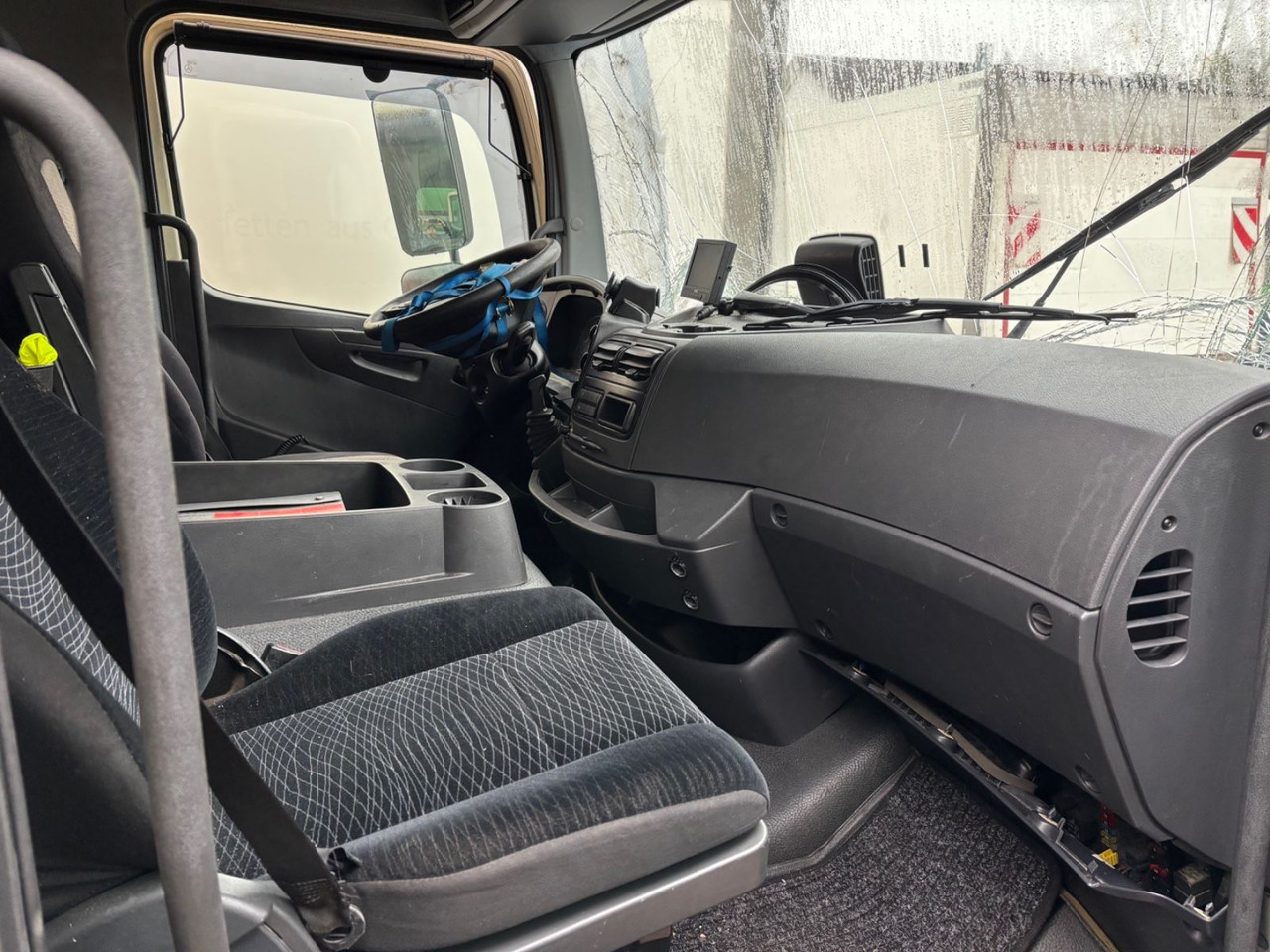 Mercedes-Benz Atego III 818L, Euro-6, Klima, Kamera, LBW - Kamion sandučar: slika Mercedes-Benz Atego III 818L, Euro-6, Klima, Kamera, LBW - Kamion sandučar Mercedes-Benz Atego III 818L, Euro-6, Klima, Kamera, LBW - Kamion sandučar: slika Mercedes-Benz Atego III 818L, Euro-6, Klima, Kamera, LBW - Kamion sandučar