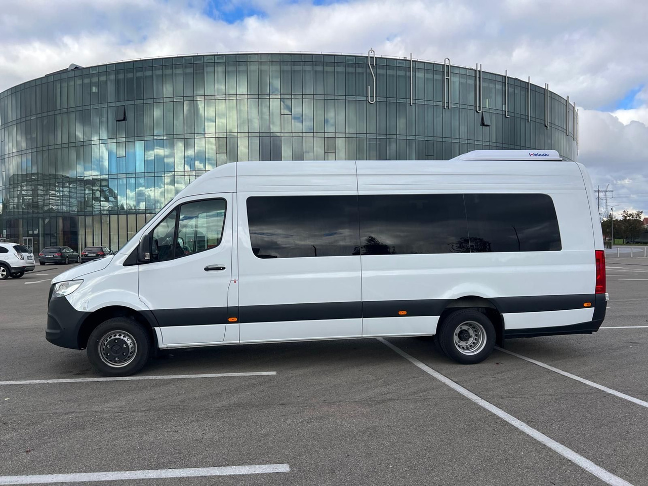 Mercedes-Benz Sprinter 517 Komfort XL, 21 SS - Minibus, Putnički kombi: slika Mercedes-Benz Sprinter 517 Komfort XL, 21 SS - Minibus, Putnički kombi Mercedes-Benz Sprinter 517 Komfort XL, 21 SS - Minibus, Putnički kombi: slika Mercedes-Benz Sprinter 517 Komfort XL, 21 SS - Minibus, Putnički kombi