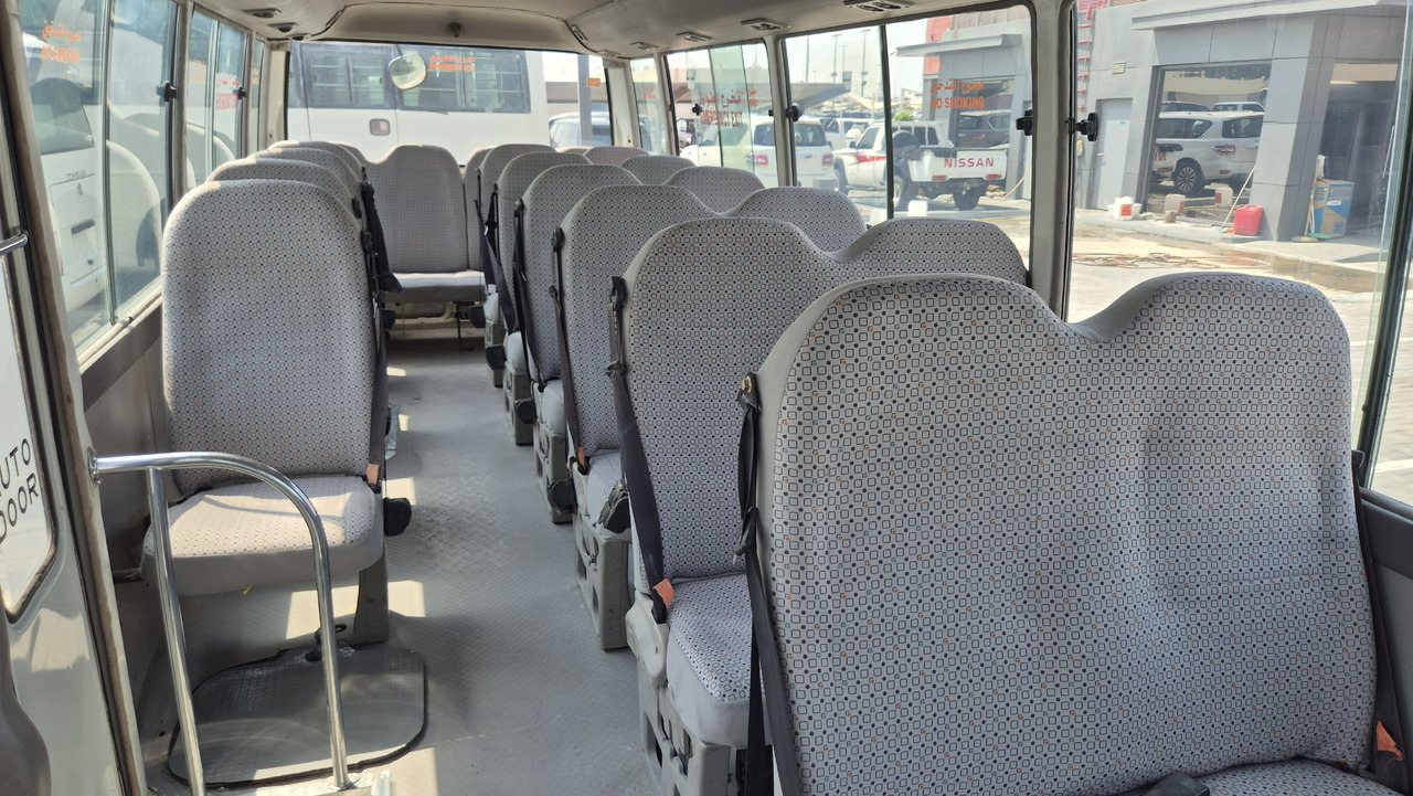 TOYOTA Coaster ... 30 places - Climatisé - Minibus, Putnički kombi: slika TOYOTA Coaster ... 30 places - Climatisé - Minibus, Putnički kombi TOYOTA Coaster ... 30 places - Climatisé - Minibus, Putnički kombi: slika TOYOTA Coaster ... 30 places - Climatisé - Minibus, Putnički kombi