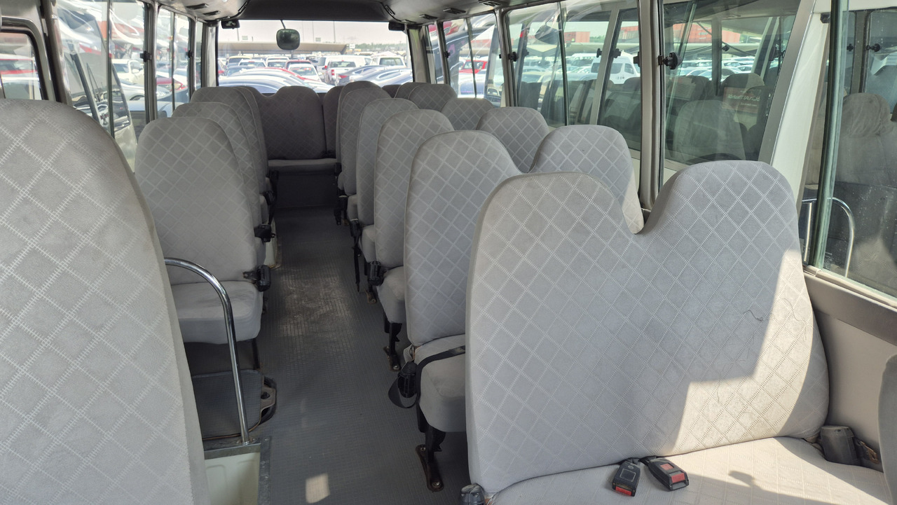 TOYOTA Coaster ... 30 places ... Climatisé - Minibus, Putnički kombi: slika TOYOTA Coaster ... 30 places ... Climatisé - Minibus, Putnički kombi TOYOTA Coaster ... 30 places ... Climatisé - Minibus, Putnički kombi: slika TOYOTA Coaster ... 30 places ... Climatisé - Minibus, Putnički kombi