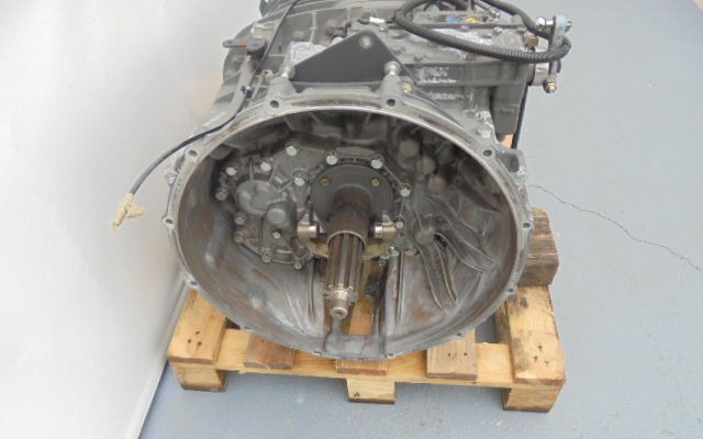 ZF 12S2331TD intarder DAF XF 105 106 - Mjenjač za Kamion: slika ZF 12S2331TD intarder DAF XF 105 106 - Mjenjač za Kamion ZF 12S2331TD intarder DAF XF 105 106 - Mjenjač za Kamion: slika ZF 12S2331TD intarder DAF XF 105 106 - Mjenjač za Kamion