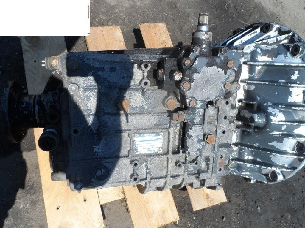 ZF S6-36 DAF - Mjenjač za Kamion: slika ZF S6-36 DAF - Mjenjač za Kamion ZF S6-36 DAF - Mjenjač za Kamion: slika ZF S6-36 DAF - Mjenjač za Kamion
