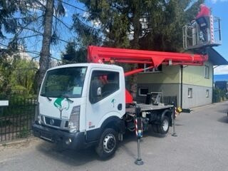 Nissan NT400 - Podizna platforma montirana na kamion: slika Nissan NT400 - Podizna platforma montirana na kamion Nissan NT400 - Podizna platforma montirana na kamion: slika Nissan NT400 - Podizna platforma montirana na kamion