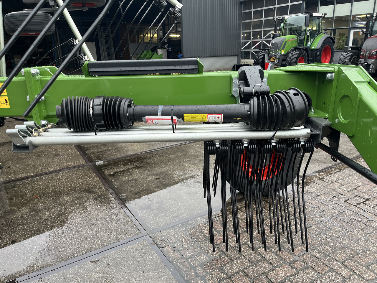 FENDT Former 880 - Drljača: slika FENDT Former 880 - Drljača FENDT Former 880 - Drljača: slika FENDT Former 880 - Drljača