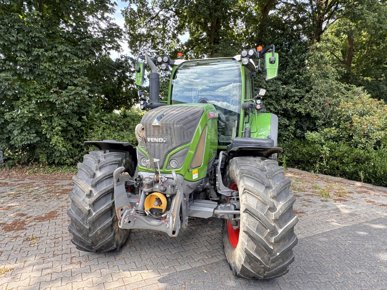 Fendt 718 Gen6 PowerPlus - Traktor: slika Fendt 718 Gen6 PowerPlus - Traktor Fendt 718 Gen6 PowerPlus - Traktor: slika Fendt 718 Gen6 PowerPlus - Traktor