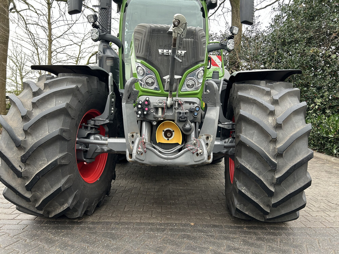 Fendt 724 Vario Gen6 ProfiPlus setting 2 - Traktor: slika Fendt 724 Vario Gen6 ProfiPlus setting 2 - Traktor Fendt 724 Vario Gen6 ProfiPlus setting 2 - Traktor: slika Fendt 724 Vario Gen6 ProfiPlus setting 2 - Traktor