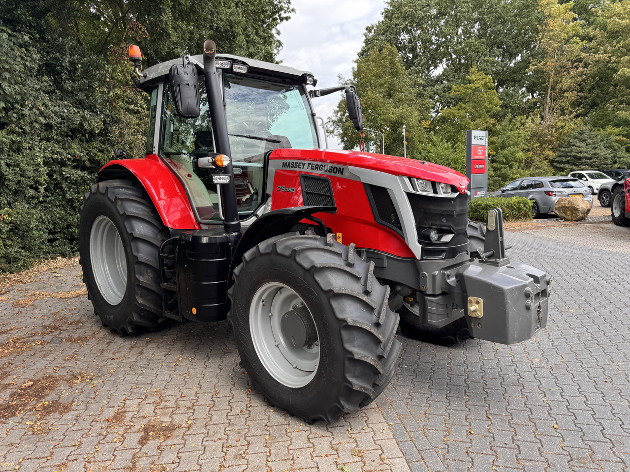MASSEY FERGUSON 7s.180 Dyna6 Efficient - Traktor: slika MASSEY FERGUSON 7s.180 Dyna6 Efficient - Traktor MASSEY FERGUSON 7s.180 Dyna6 Efficient - Traktor: slika MASSEY FERGUSON 7s.180 Dyna6 Efficient - Traktor