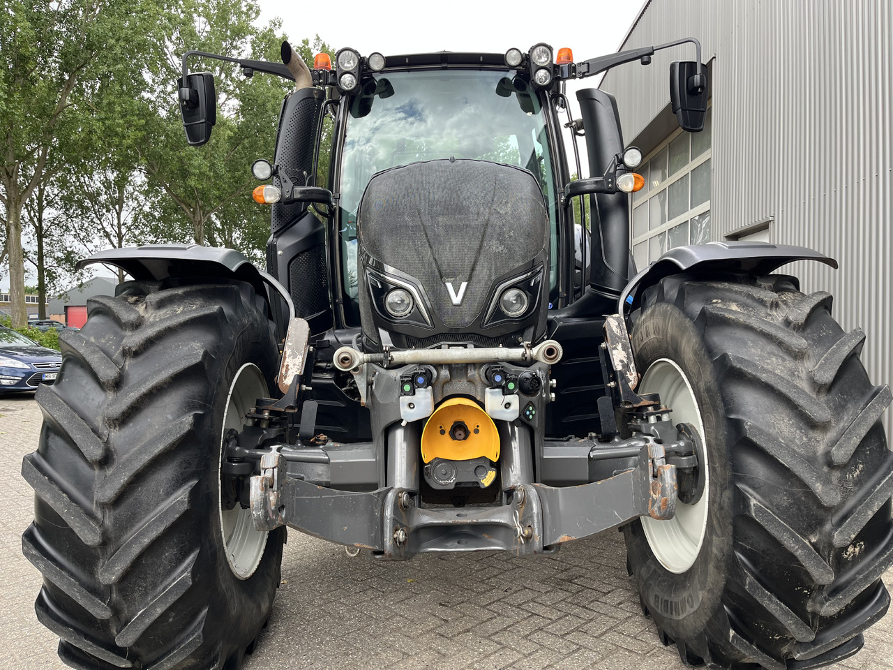 VALTRA N174 Active - Traktor: slika VALTRA N174 Active - Traktor VALTRA N174 Active - Traktor: slika VALTRA N174 Active - Traktor