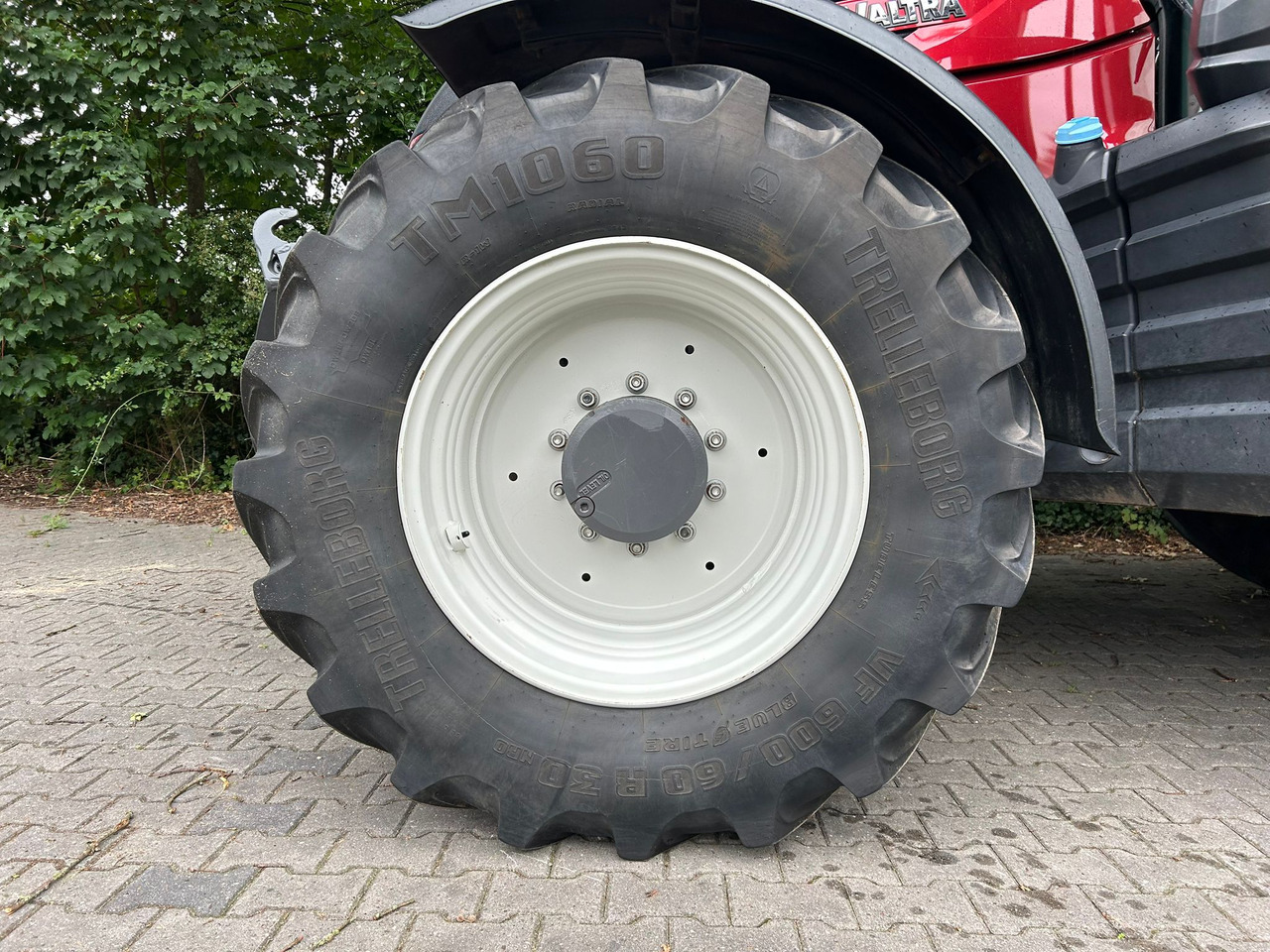 VALTRA T214 Direct - Traktor: slika VALTRA T214 Direct - Traktor VALTRA T214 Direct - Traktor: slika VALTRA T214 Direct - Traktor