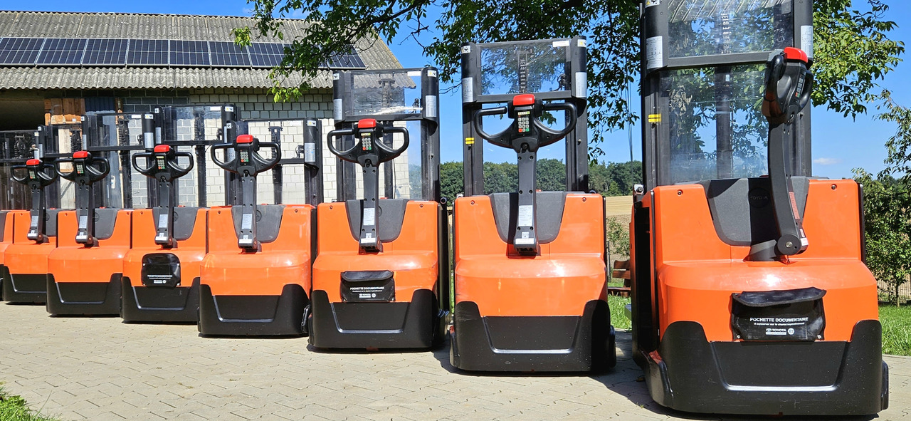 BT SWE 200 Staxio Toyota Initial lift, wstępne podnoszenie wideł, niski maszt - Slagač stoga: slika BT SWE 200 Staxio Toyota Initial lift, wstępne podnoszenie wideł, niski maszt - Slagač stoga BT SWE 200 Staxio Toyota Initial lift, wstępne podnoszenie wideł, niski maszt - Slagač stoga: slika BT SWE 200 Staxio Toyota Initial lift, wstępne podnoszenie wideł, niski maszt - Slagač stoga